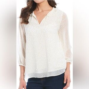 Gibson Latimer Off White Blouse with Ruffle Detail Lined Elegant Sz M